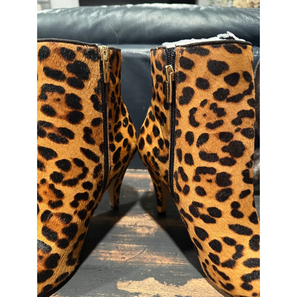 Vince Camuto Leopard Print Cow Hair Ankle Boots VP-NANDI2 Pointed Toe Stiletto 9 - Picture 3 of 11
